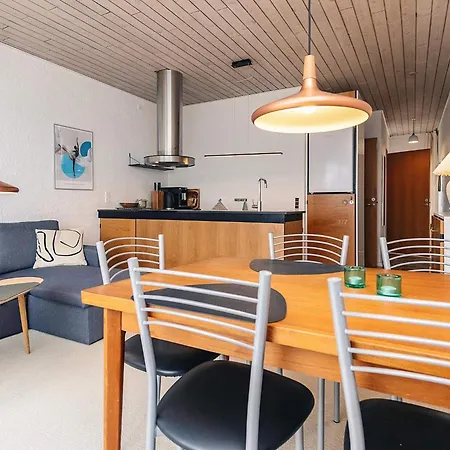 4 Person In Vestervig-by Traum * Vestervig